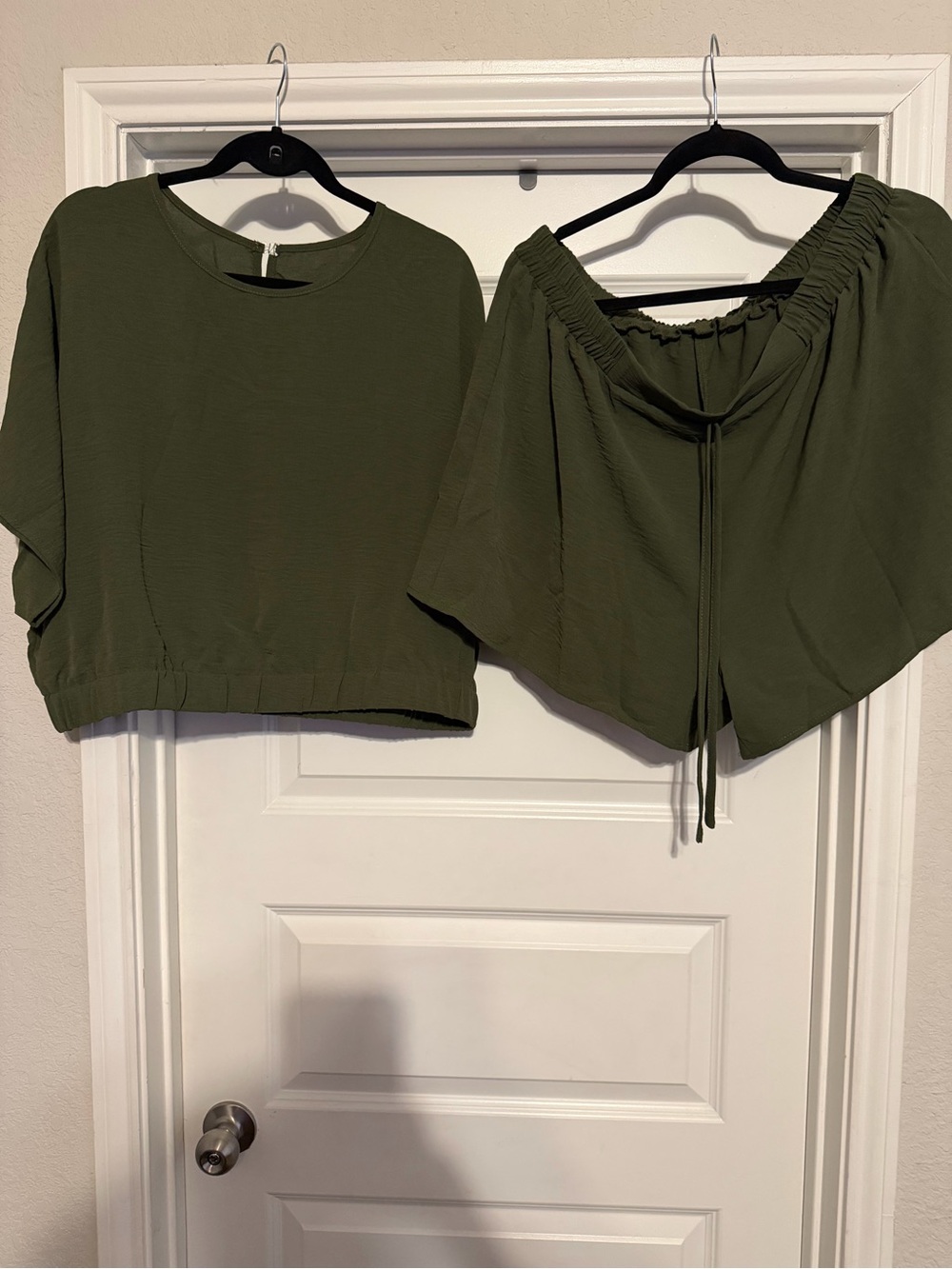 SHEIN Curve Olive Green Relaxed Shorts with Crop Top